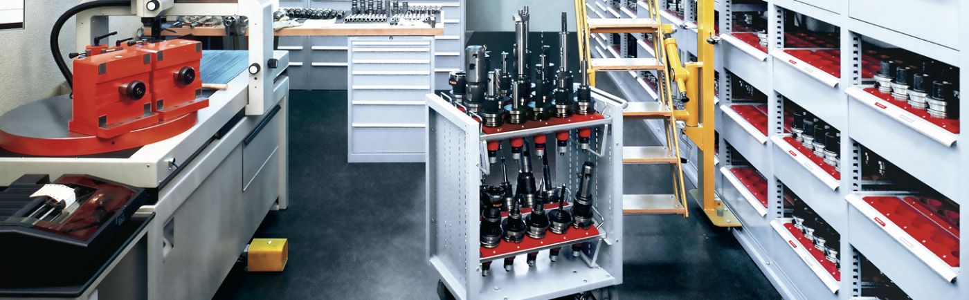 CNC-Transport und -Lagerung